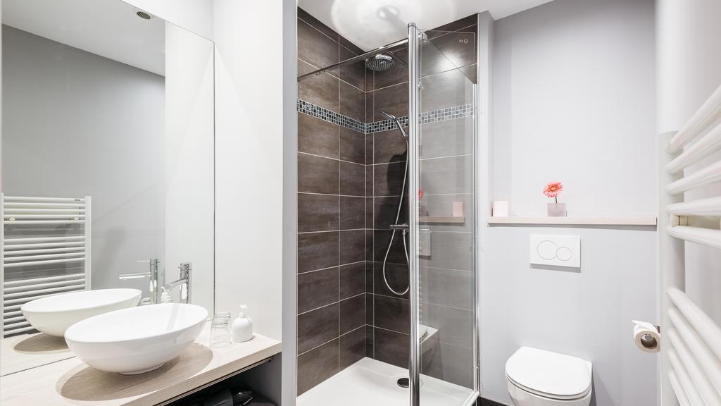 Апартаменти Le 9Eme- Metro Valmy-HomaЛіон Екстер'єр фото